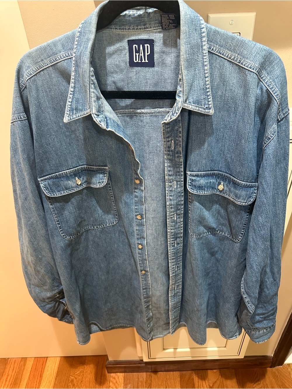 Vintage 1990’s Gap Women’s Denim Shirt